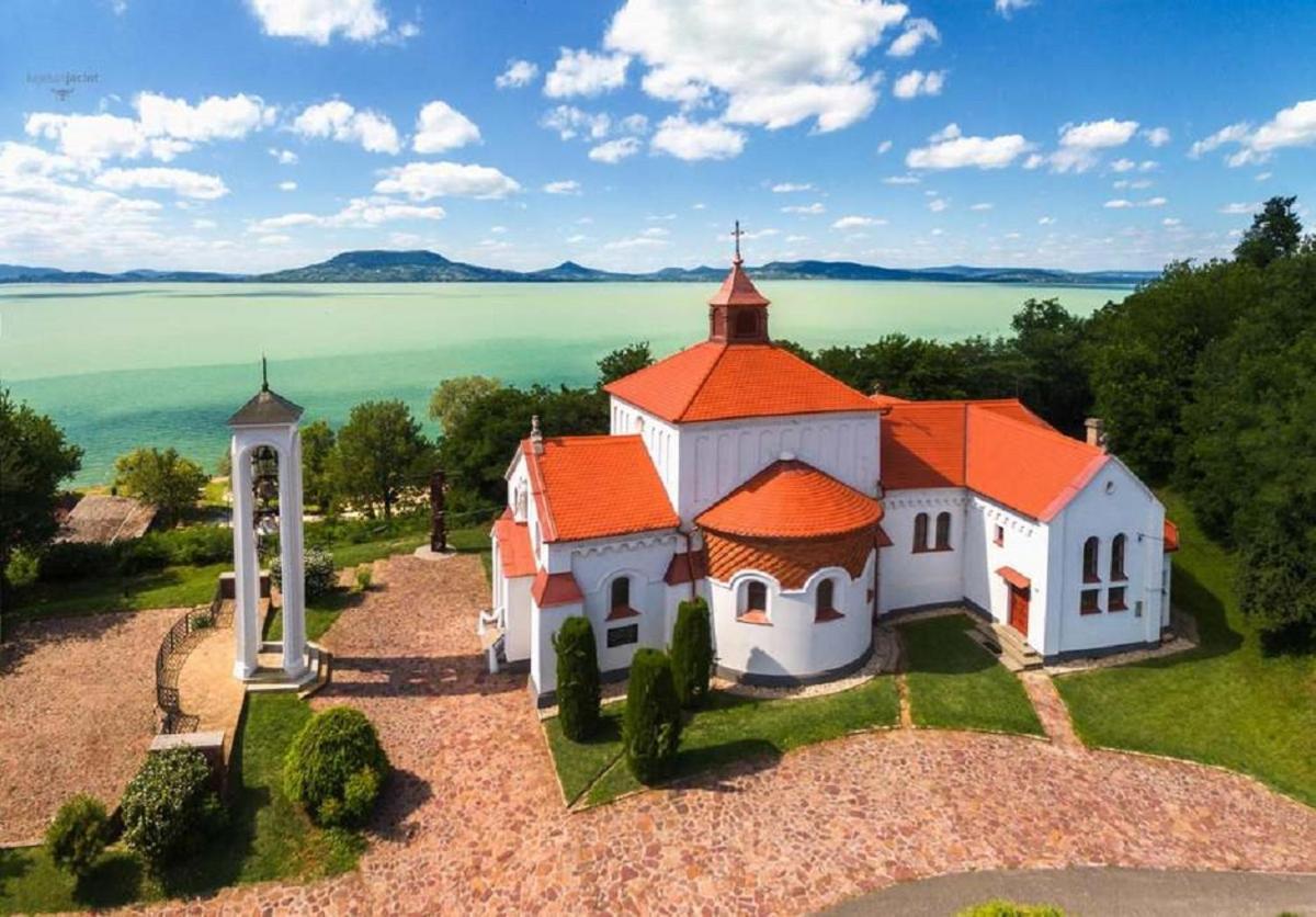 Вілла House Kalmia Фоньод Екстер'єр фото